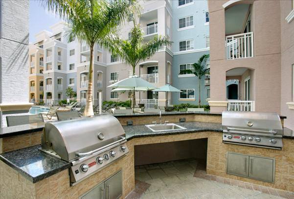 Apartment for rent at 6620 SW 57th Ave, Miami, FL 33143