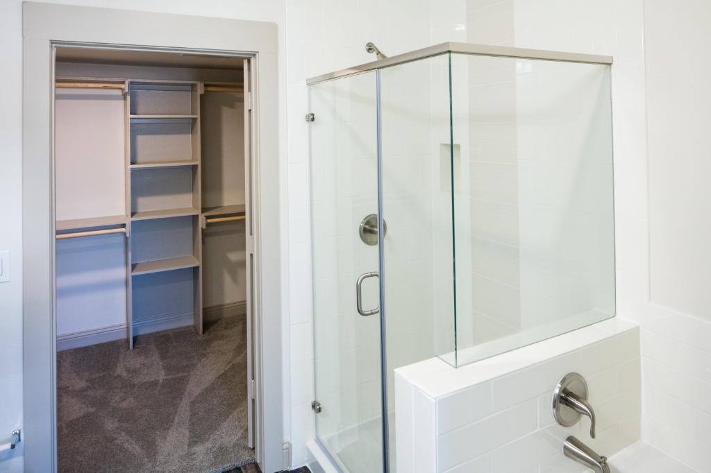 Apartment for rent at Magnolia Inwood Village, 7606 Eastern Ave, Dallas, TX 75209