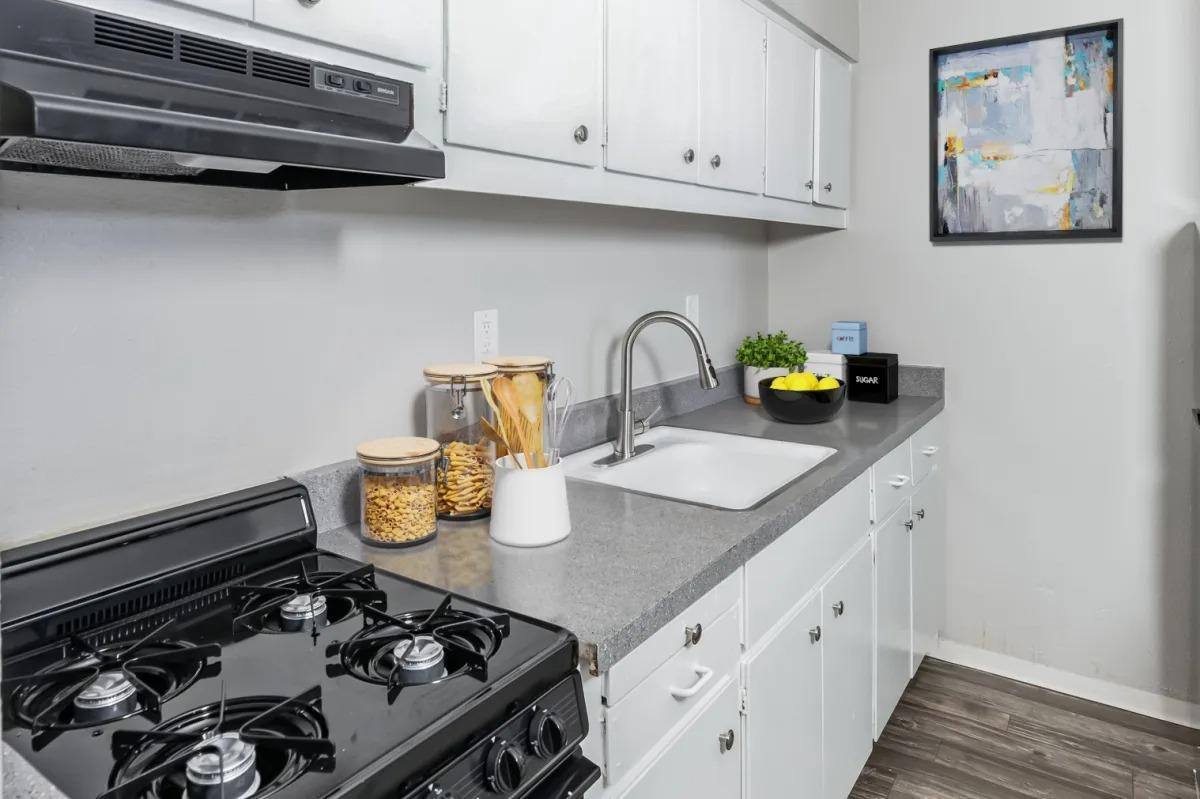 Apartment for rent at 7601 Lomas Blvd NE, Albuquerque, NM 87110