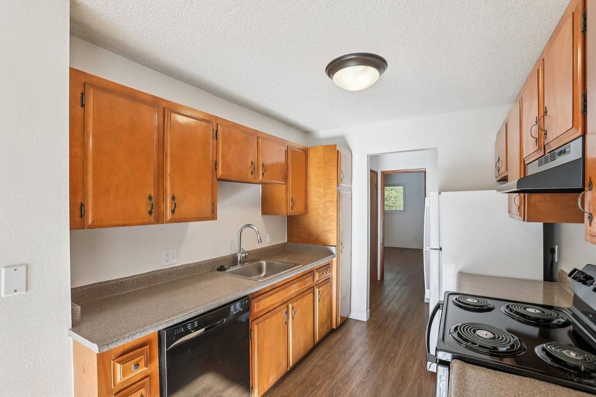Apartment for rent at Fairvale, 3541 SW Beav Hillsdale Highway, Portland, OR 97221
