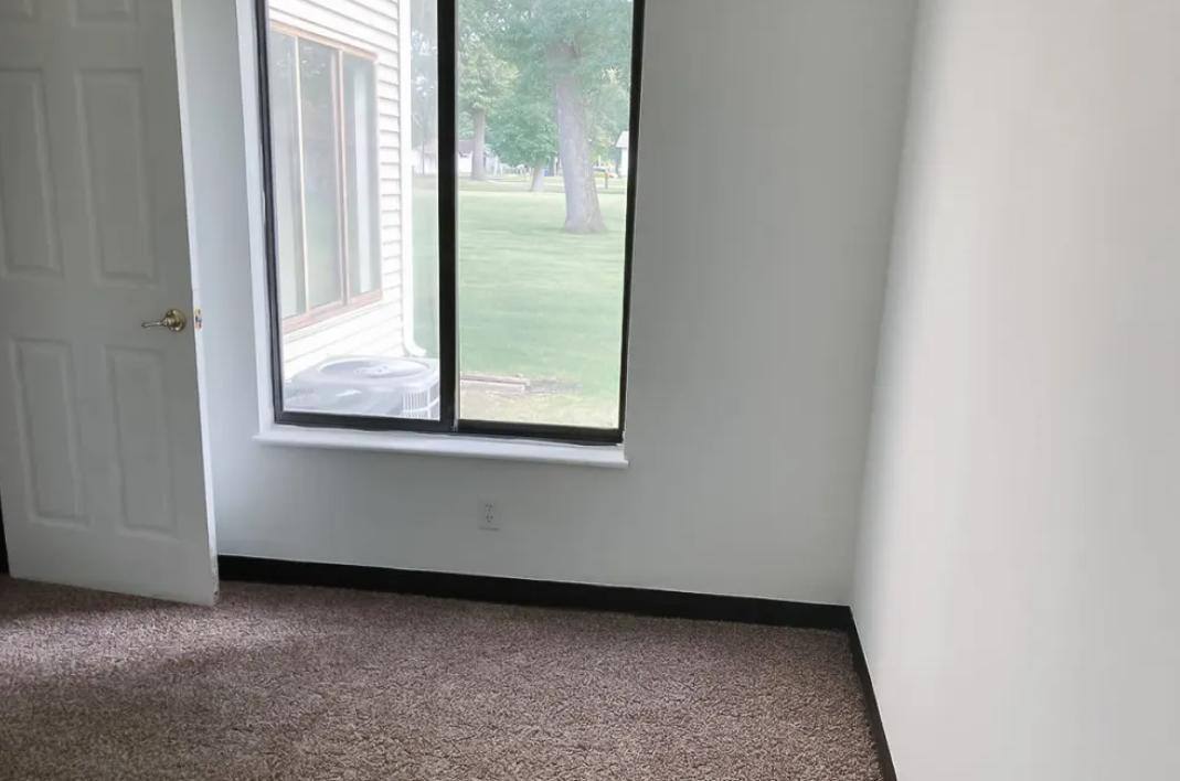 Apartment for rent at 505 Oakview Dr, Delta, OH 43515