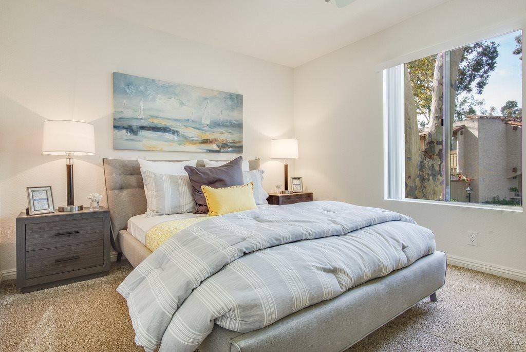 Apartment for rent at Alicia Plaza, 25212 Stockport, Laguna Hills, CA 92653
