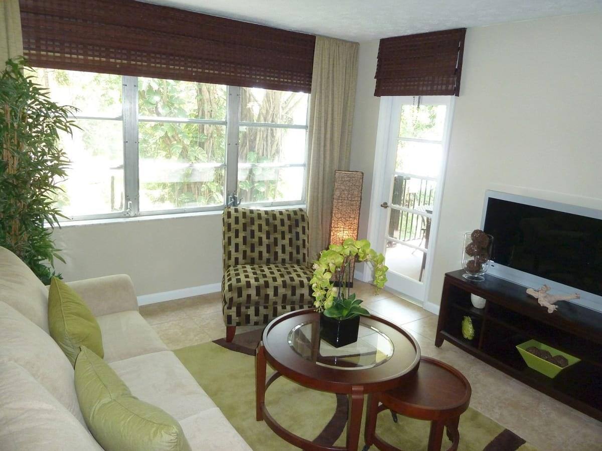 Apartment for rent at 3921 Crystal Lake Dr, Pompano Beach, FL 33064