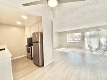 Apartment for rent at 4464 Castelar St, San Diego, CA 92107