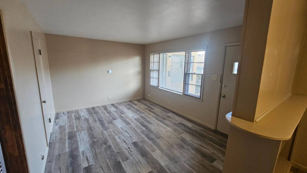 Apartment for rent at 1017 N Main St #3, Hutchinson, KS 67501