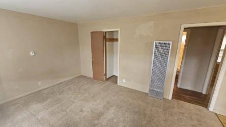 Apartment for rent at 1017 N Main St #3, Hutchinson, KS 67501