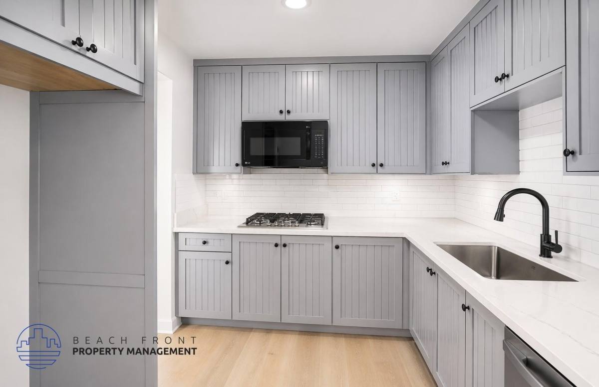 Apartment for rent at Embassy, 702-708 S Mariposa Ave, Los Angeles, CA 90005