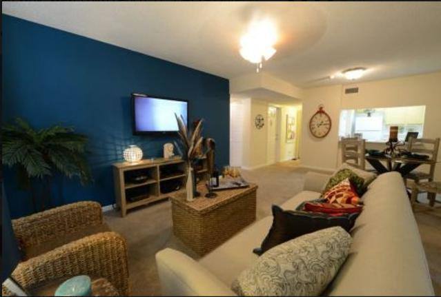 Apartment for rent at 6010 Sherwood Glen Way, West Palm Beach, FL 33415