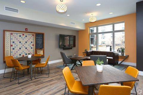 Apartment for rent at 5100 Forest Ave, Downers Grove, IL 60515