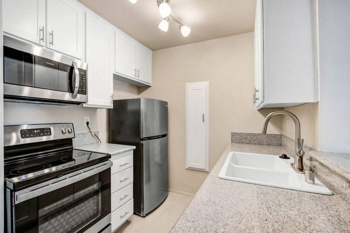 Apartment for rent at Burton West, 8585 Burton Way, Los Angeles, CA 90048
