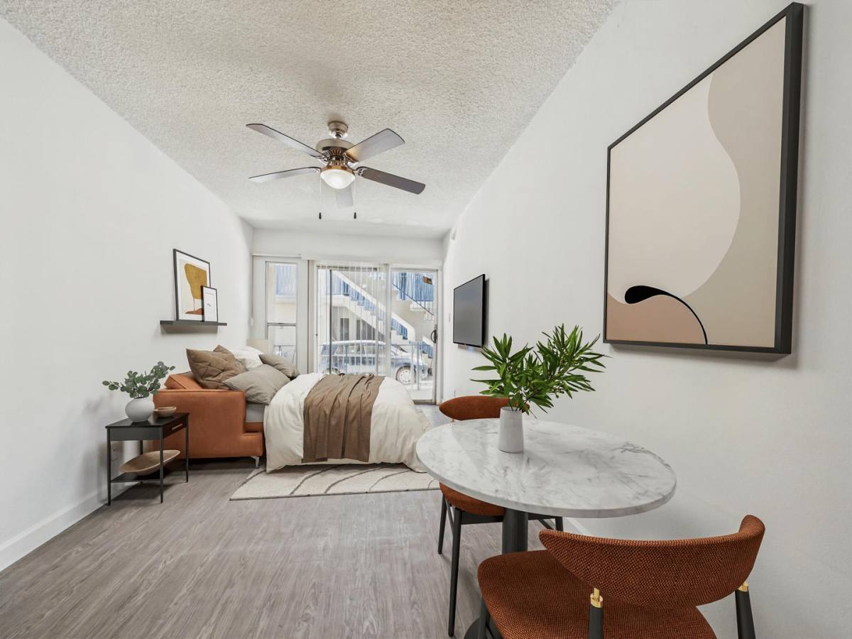 Apartment for rent at Palms Caribbean, 3258-3264 Overland Ave, Los Angeles, CA 90034