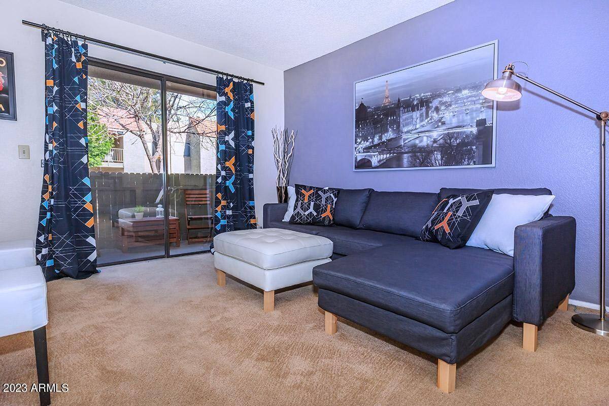 Apartment for rent at 3040 E Shea Blvd, Phoenix, AZ 85028