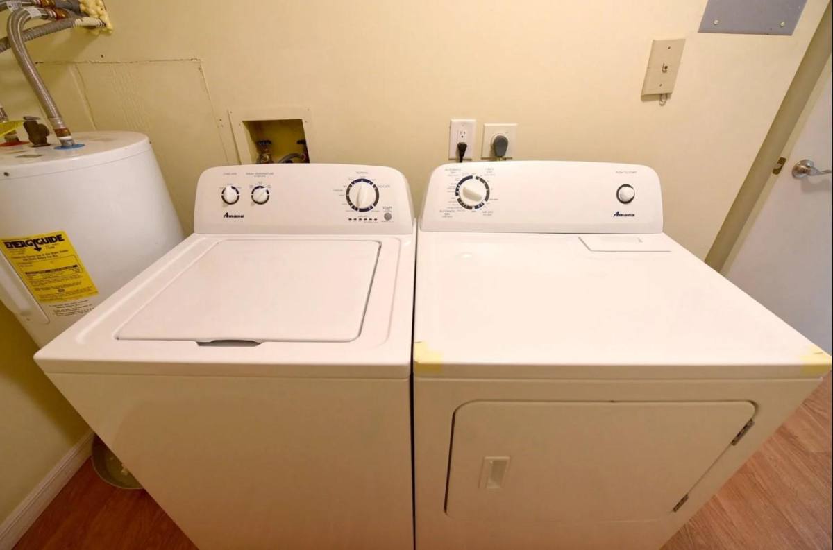 Apartment for rent at 1700 NE 8th St, Homestead, FL 33033
