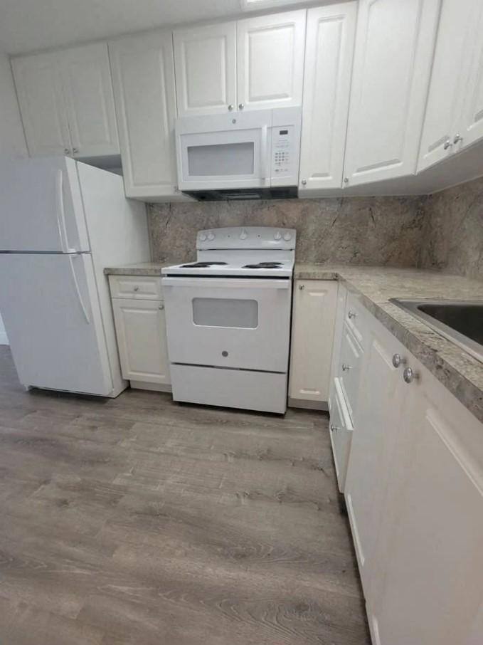 Apartment for rent at 1700 NE 8th St, Homestead, FL 33033