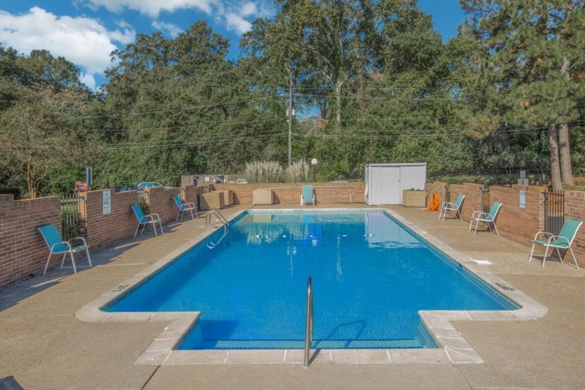 Apartment for rent at 100 Lockwood Court, Columbus, GA 31906