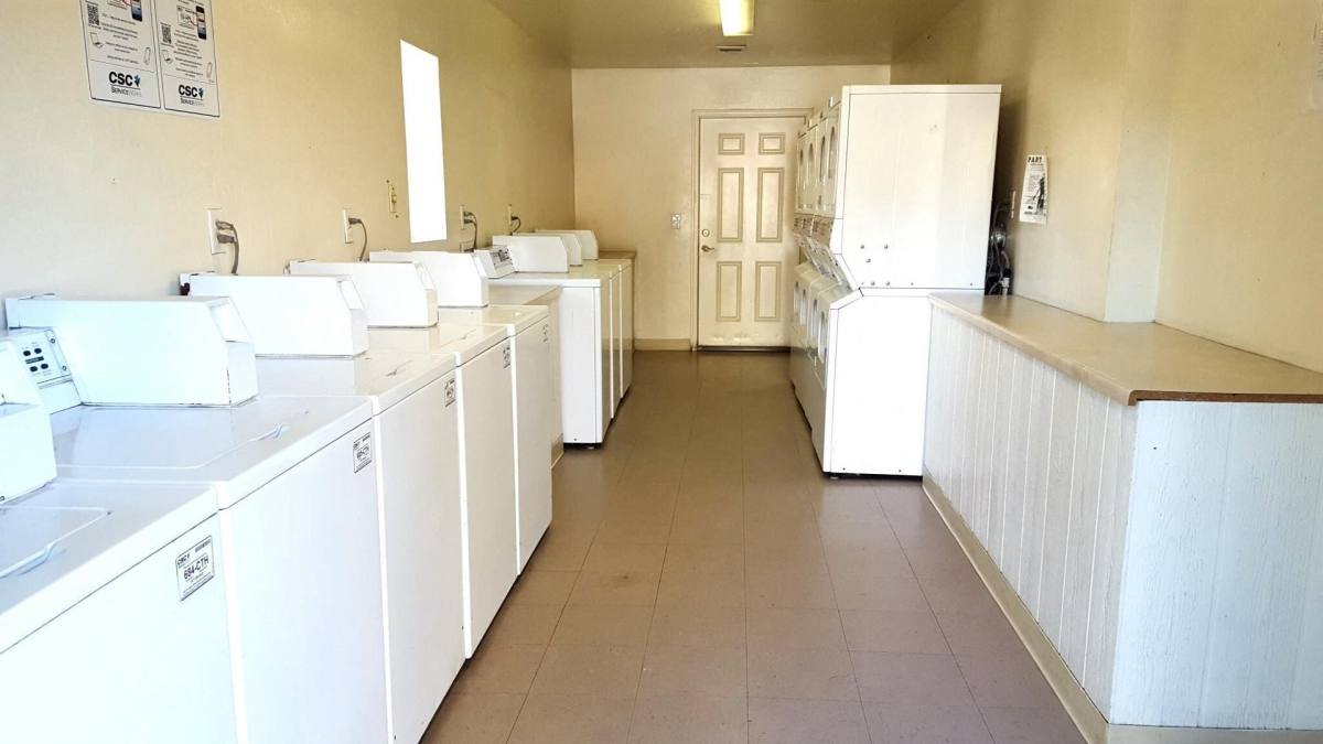 Apartment for rent at 1606 W Peoria Ave, Phoenix, AZ 85029