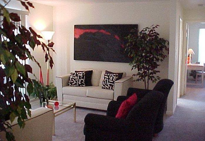 Apartment for rent at 1 E Bradford Rd, Joliet, IL 60433