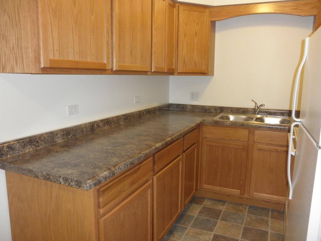Apartment for rent at 1 E Bradford Rd, Joliet, IL 60433
