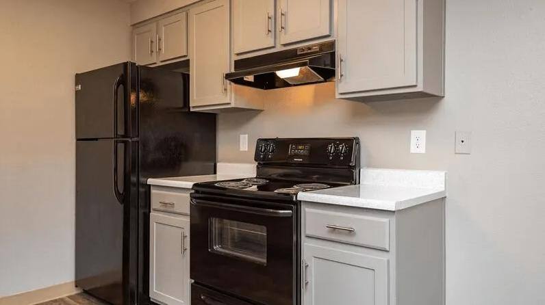 Apartment for rent at 16804 SE Powell Blvd, Portland, OR 97236