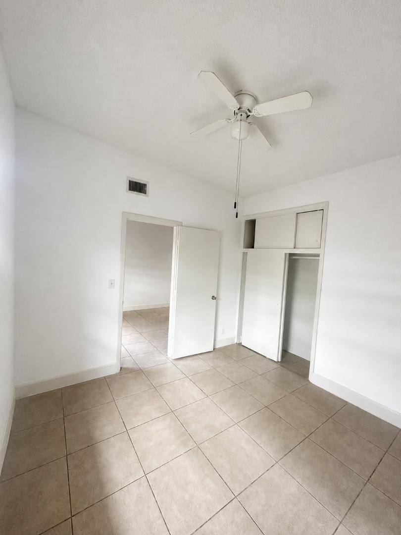 Apartment for rent at 424 NW 15th Terrace #4, Fort Lauderdale, FL 33311