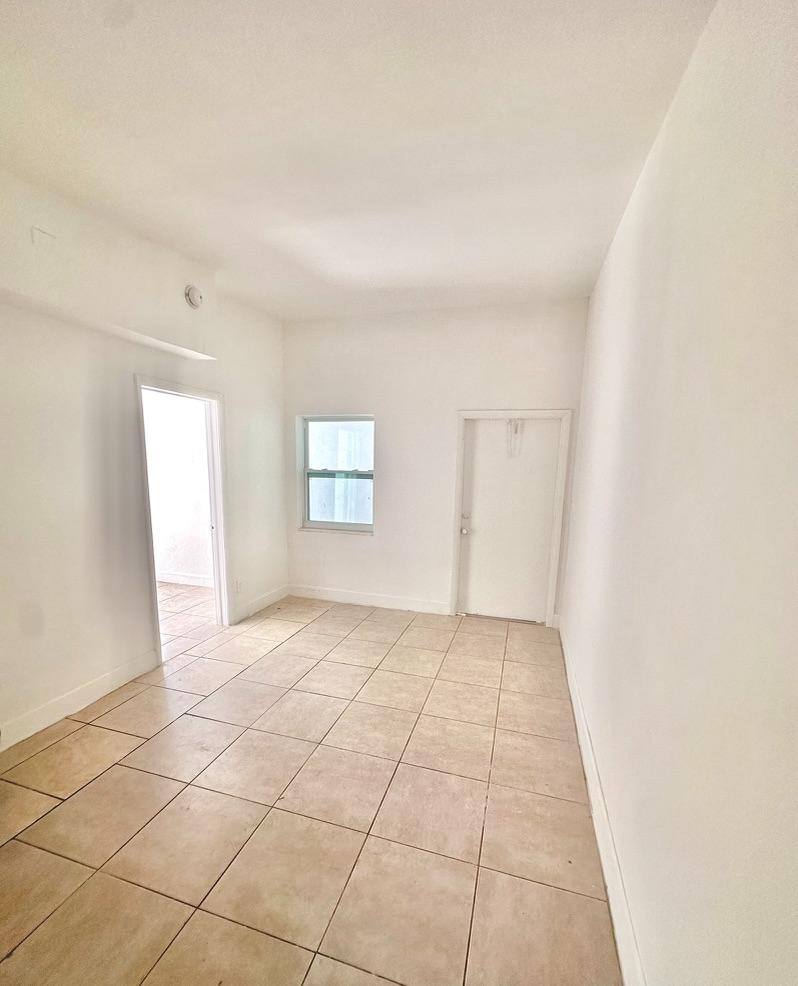 Apartment for rent at 424 NW 15th Terrace #4, Fort Lauderdale, FL 33311
