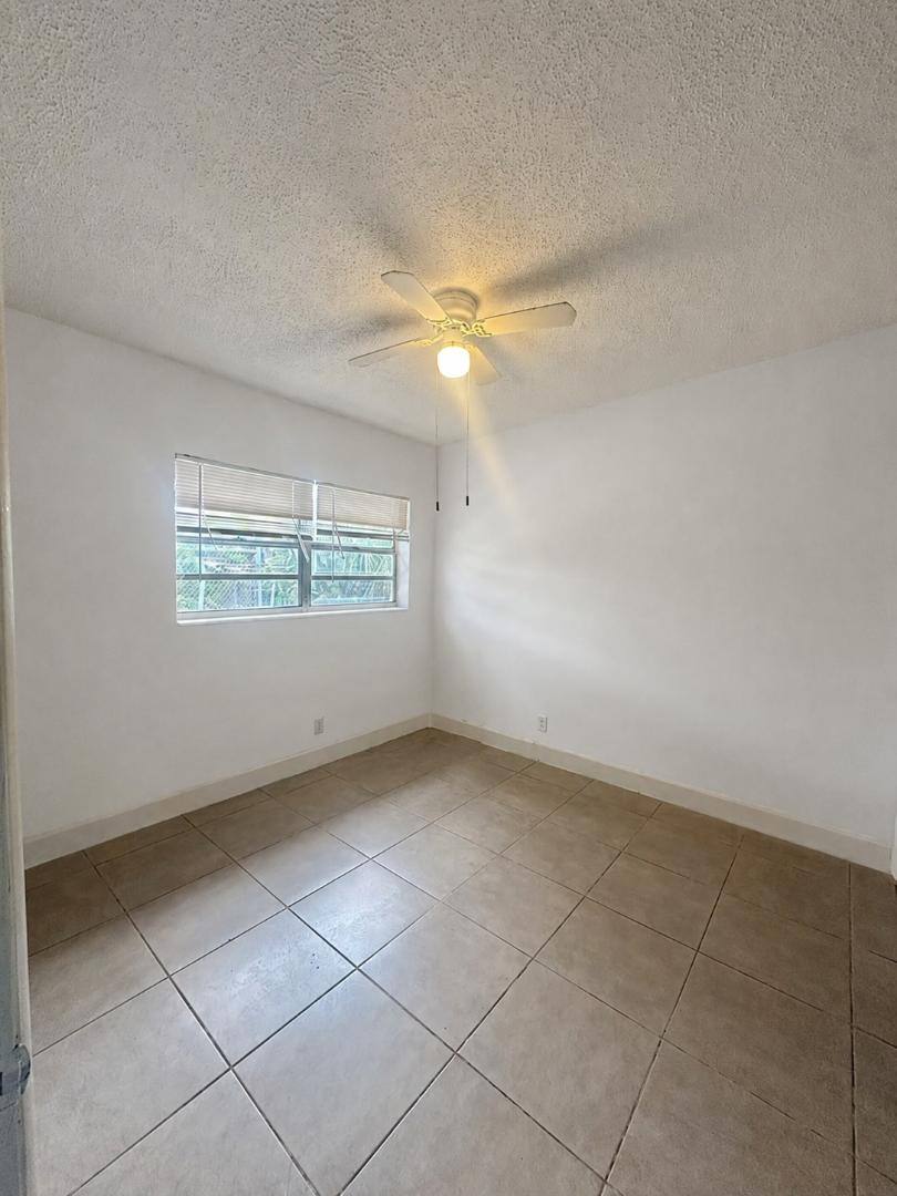Apartment for rent at 424 NW 15th Terrace #4, Fort Lauderdale, FL 33311