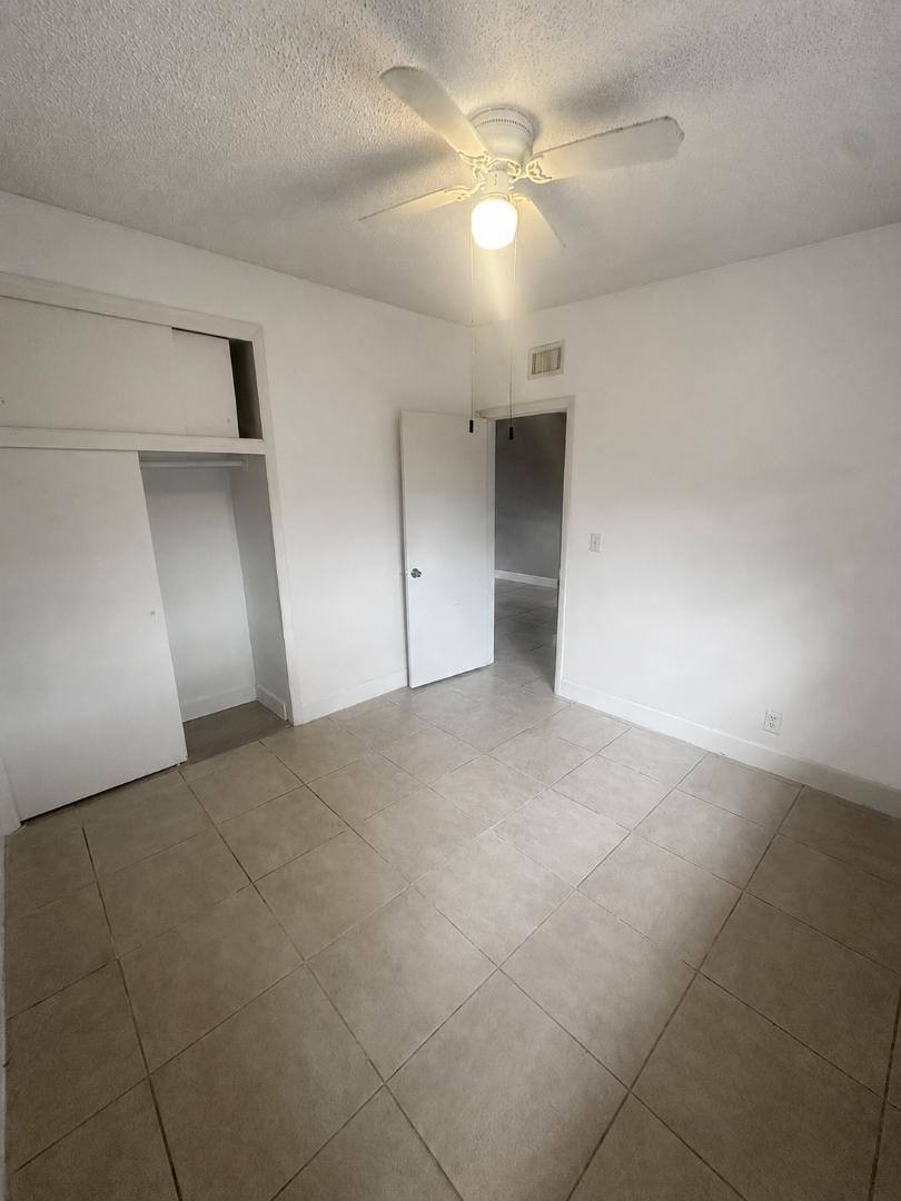 Apartment for rent at 424 NW 15th Terrace #4, Fort Lauderdale, FL 33311