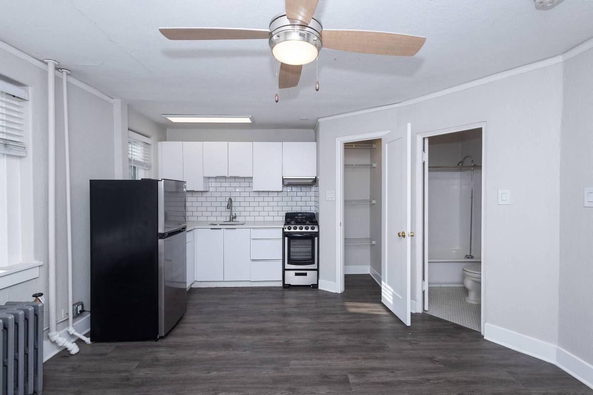 Apartment for rent at Lincoln Heights, 1000 N Lincoln St, Denver, CO 80203