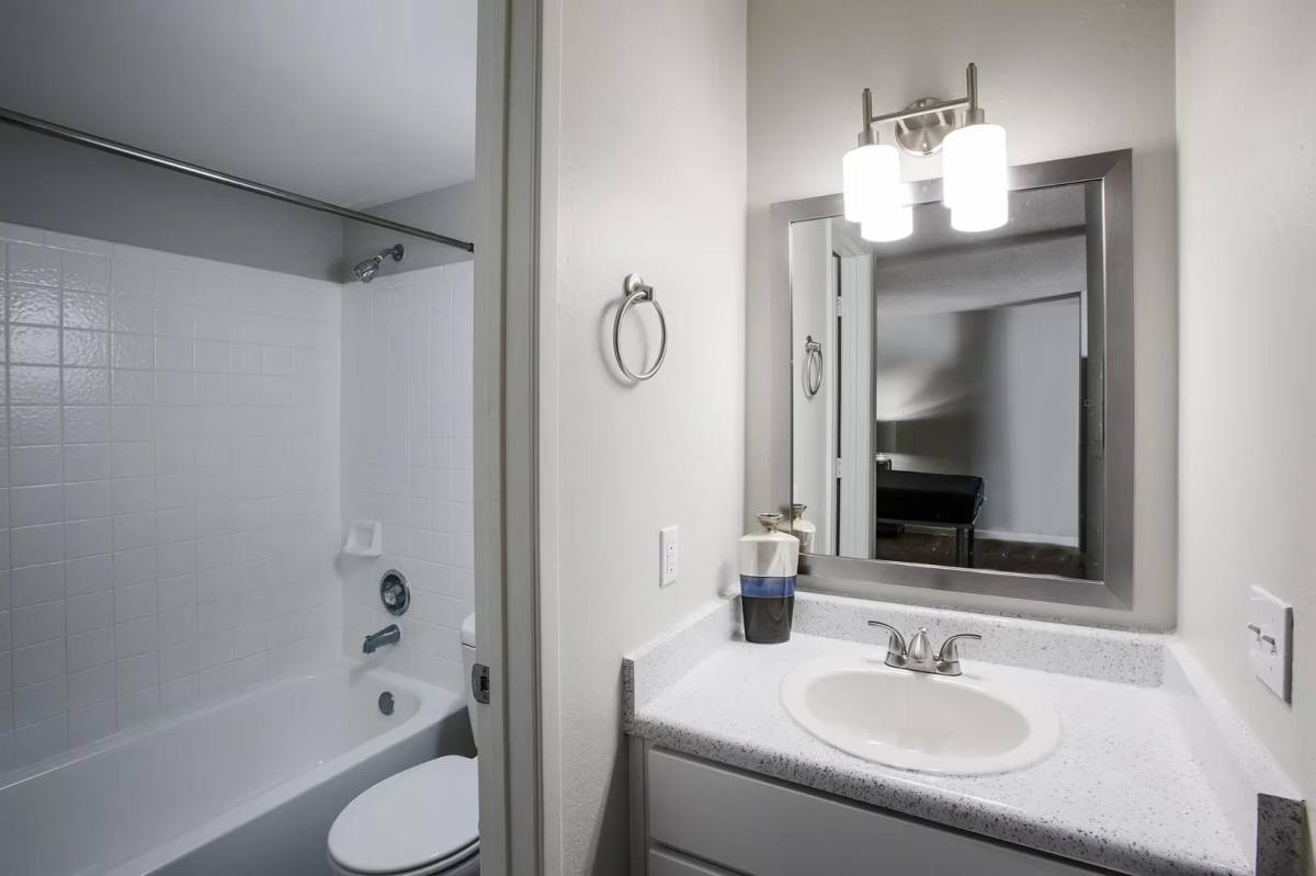 Apartment for rent at Casa Del Coronado, 201 W Blacklidge Dr, Tucson, AZ 85705