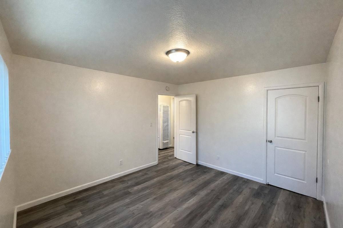 Apartment for rent at Cambridge, 3101 Truax Court, Sacramento, CA 95821