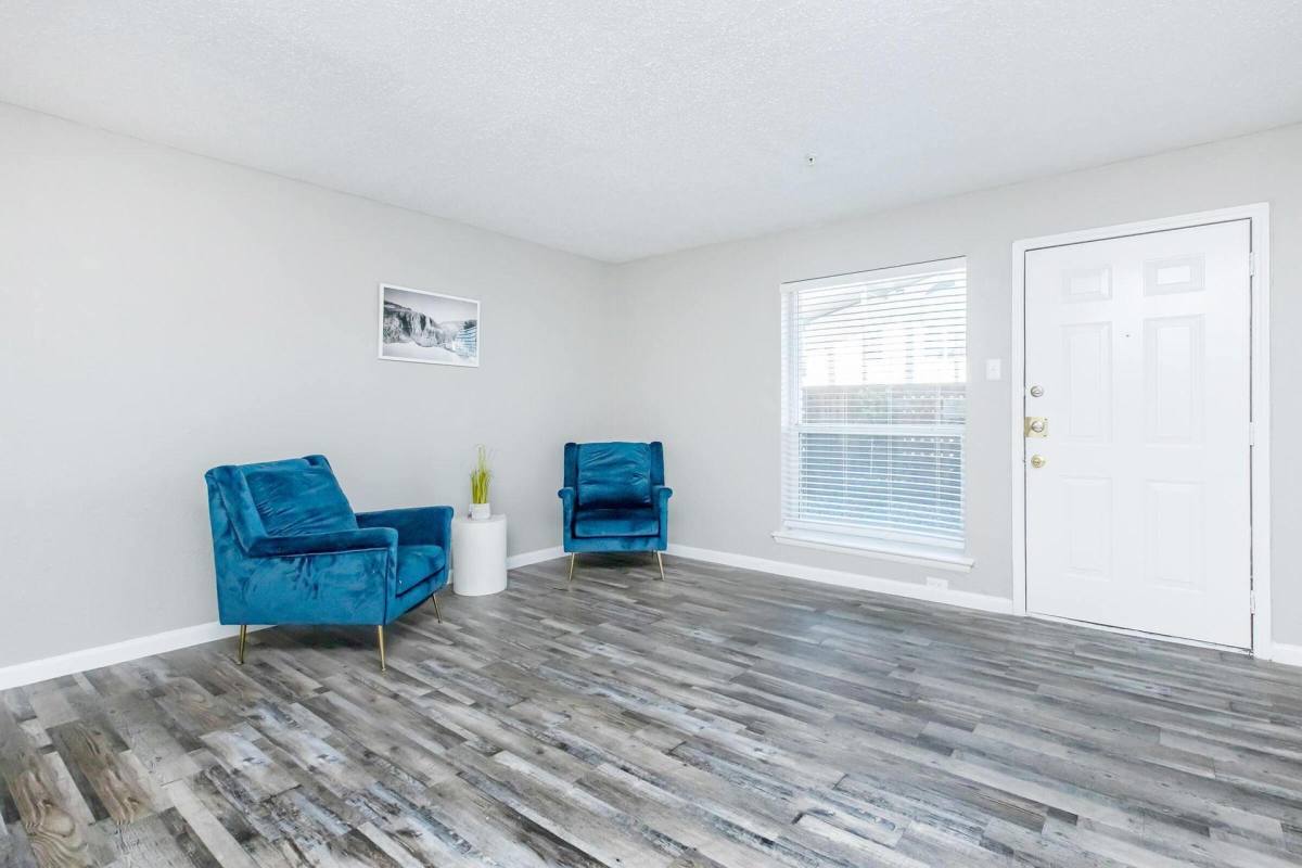 Apartment for rent at Spanish Trace, 1923 E Grauwyler Rd, Irving, TX 75061