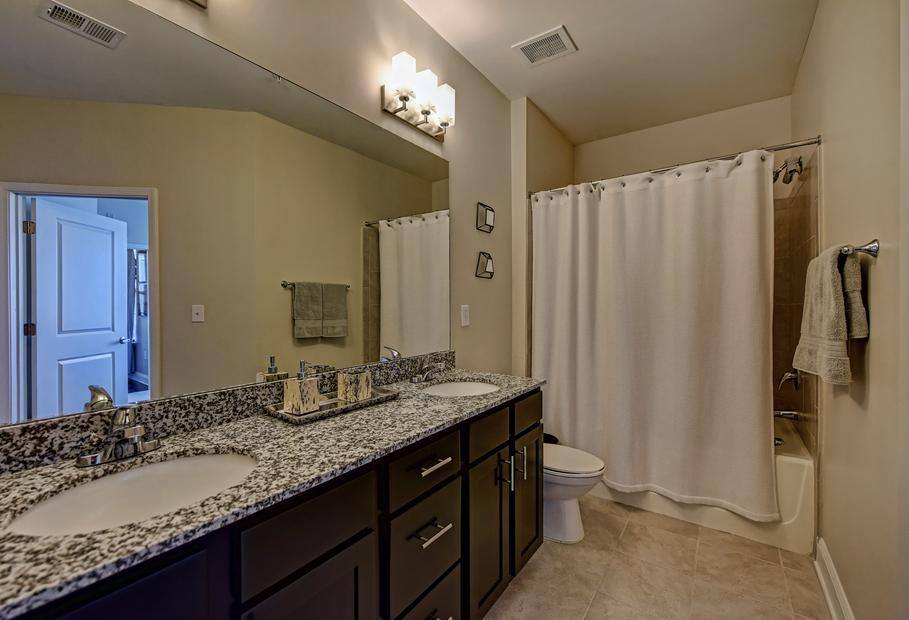 Apartment for rent at 703 Rollerton Rd, Charlotte, NC 28205
