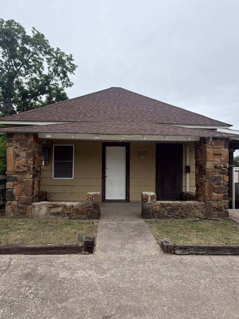 Apartment for rent at 217 N Wilson Ave, Sand Springs, OK 74063