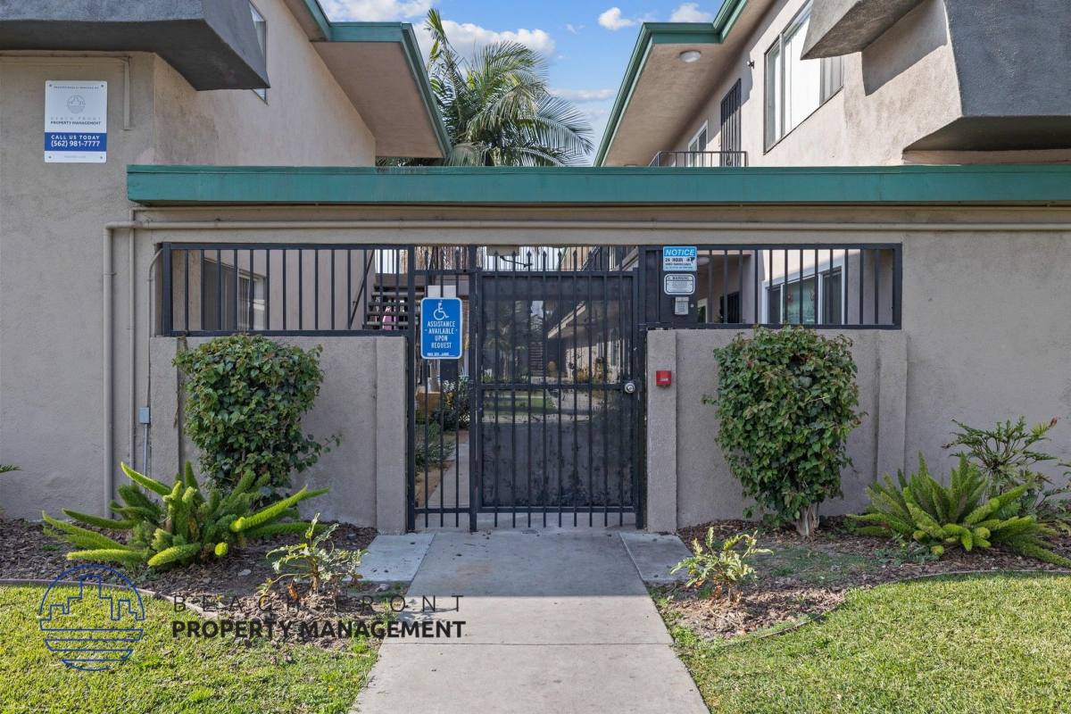 Apartment for rent at Saturn, 12417 Benedict Ave, Downey, CA 90242