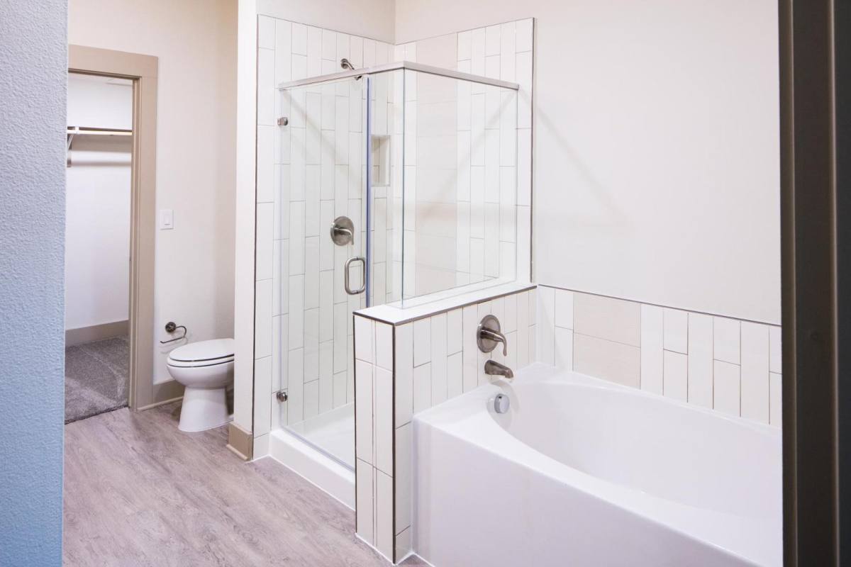 Apartment for rent at Magnolia at Gilbert, 4020 Gilbert Ave, Dallas, TX 75219
