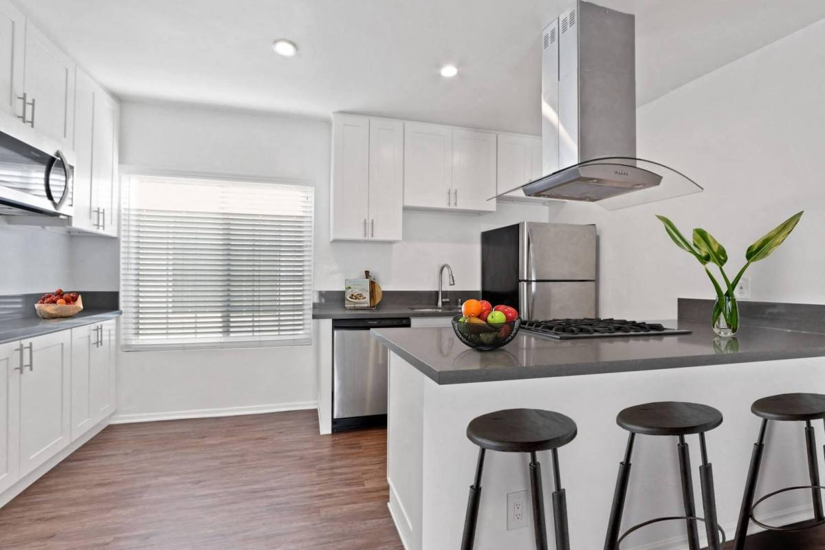 Apartment for rent at 1801 Federal Ave, Los Angeles, CA 90025