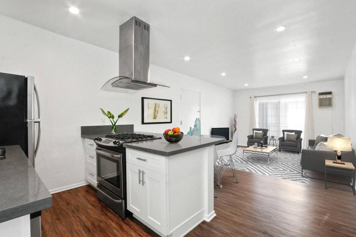 Apartment for rent at 1801 Federal Ave, Los Angeles, CA 90025