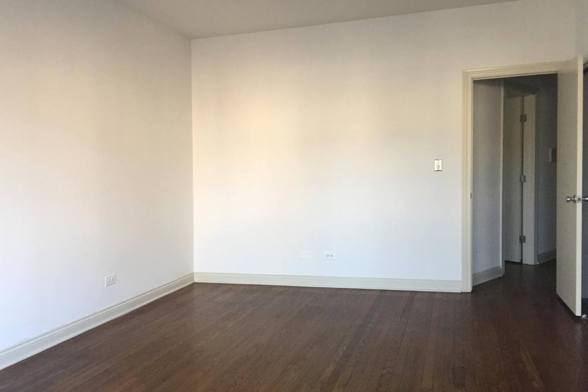 Apartment for rent at 5350 S Maryland Ave, Chicago, IL 60615