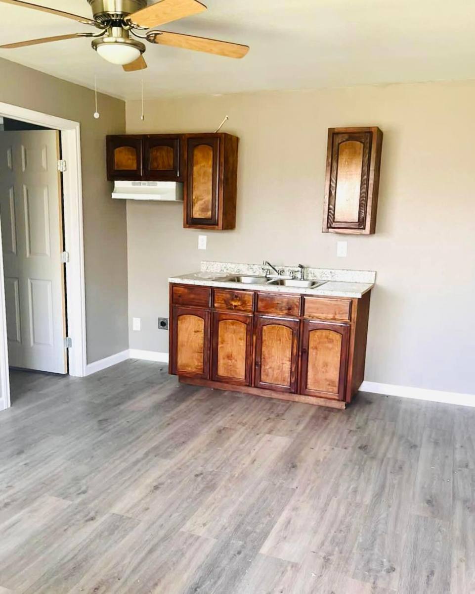 Apartment for rent at 102 S Holland Ave, Mission, TX 78572