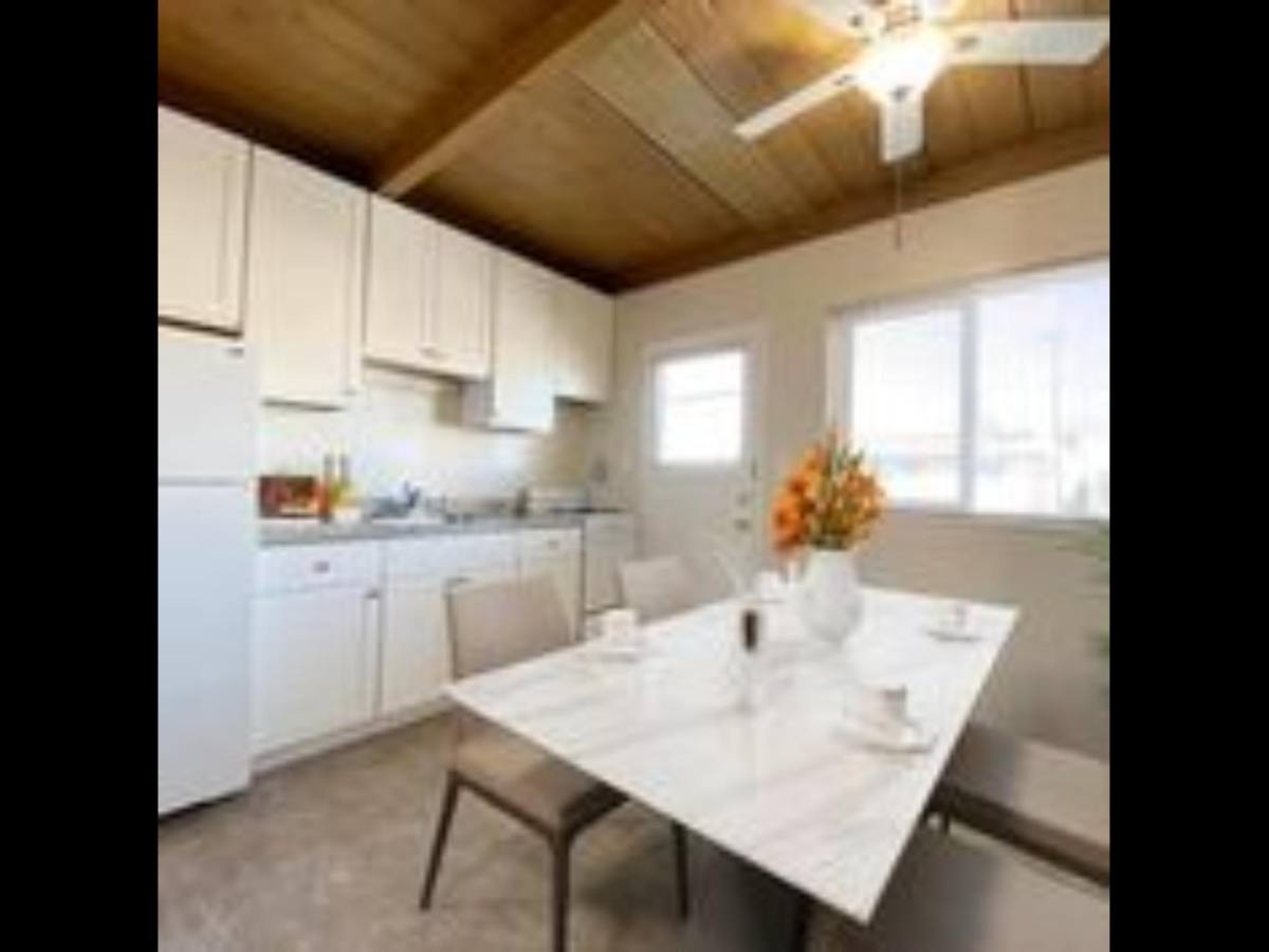 Apartment for rent at 123 Stoakes Ave, San Leandro, CA 94577