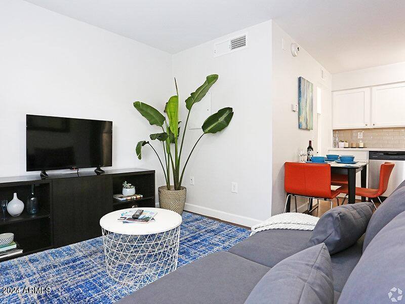 Apartment for rent at 3101 N 32nd St, Phoenix, AZ 85018