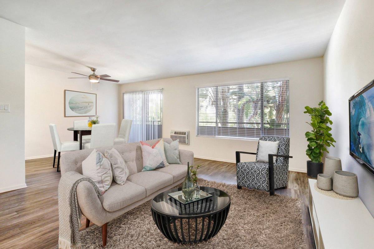 Apartment for rent at The Amalfi, 918 N Havenhurst Dr, Los Angeles, CA 90046
