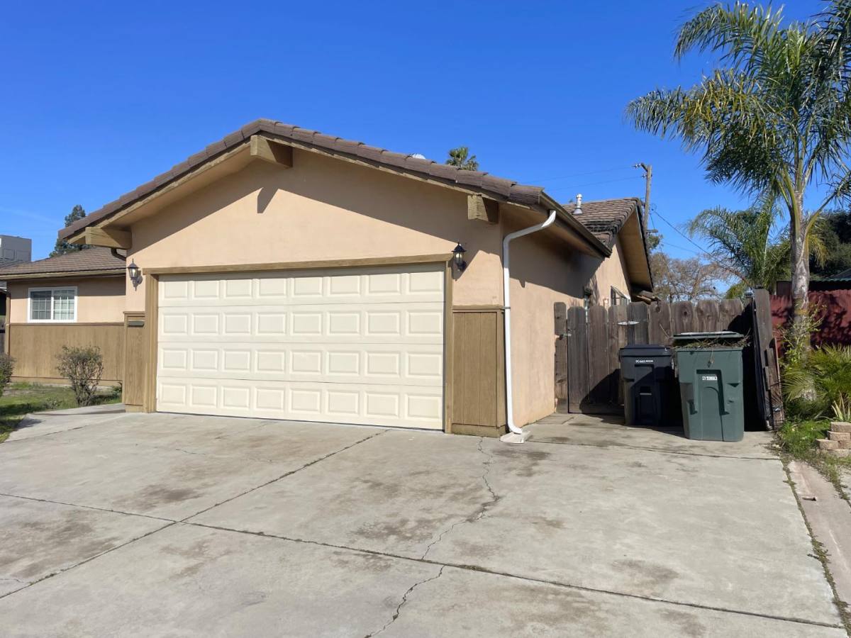 House for rent at 1375 Mitchell Lane, Manteca, CA 95336