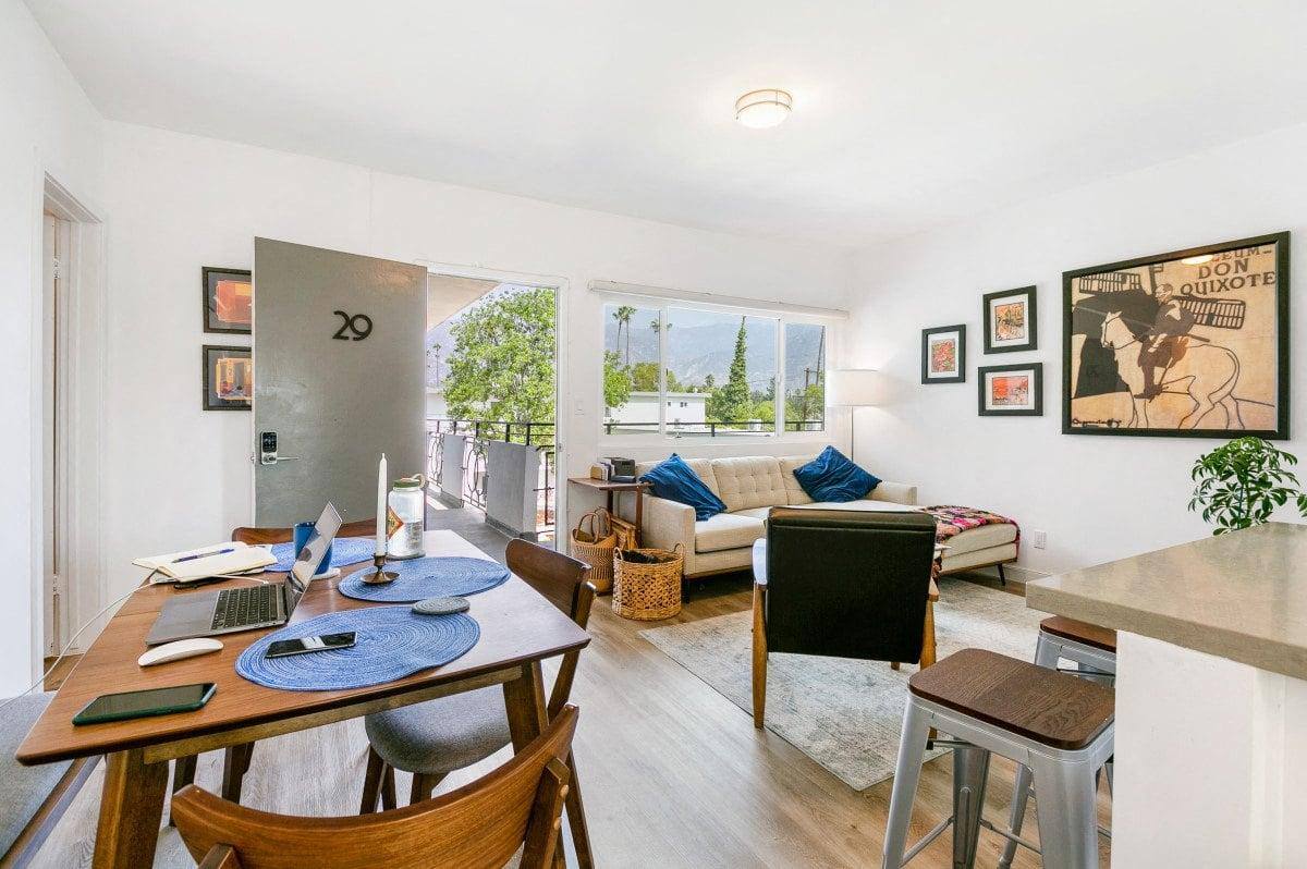 Apartment for rent at 1001 E Villa St, Pasadena, CA 91106