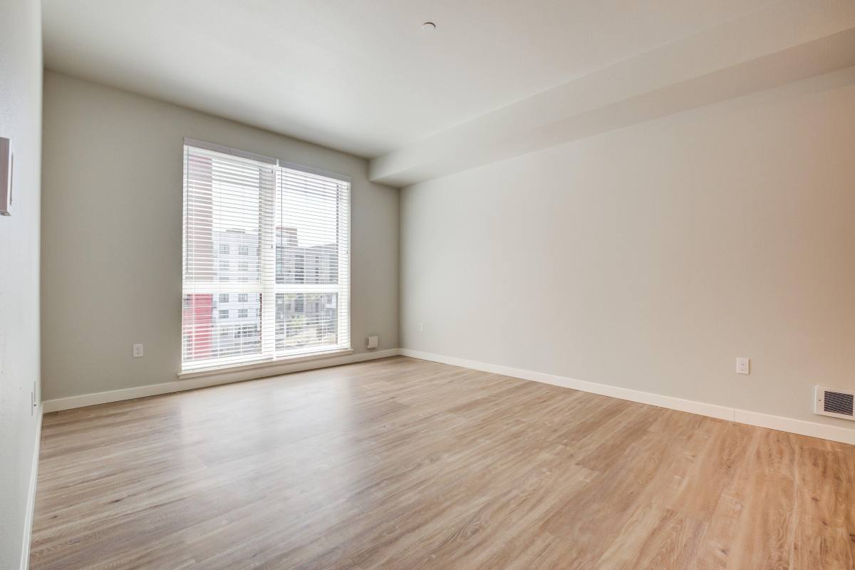 Apartment for rent at 2500 Webster St, Oakland, CA 94612