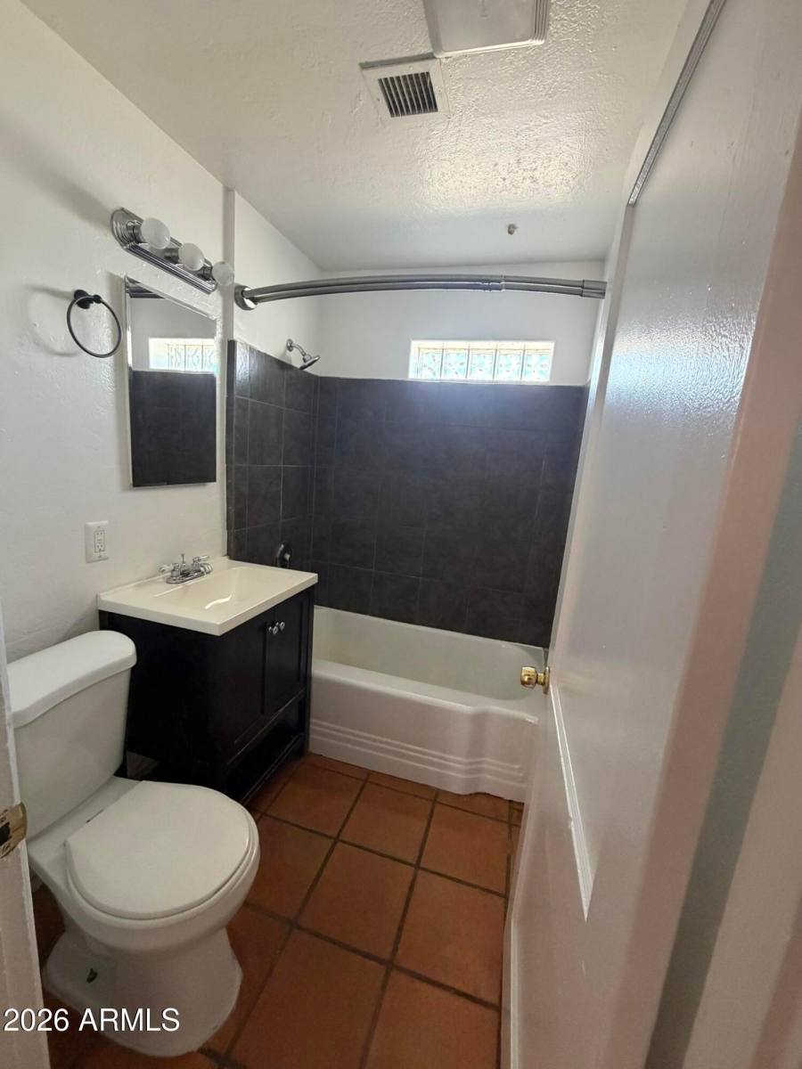 Apartment for rent at 712 W Taylor St, Phoenix, AZ 85007