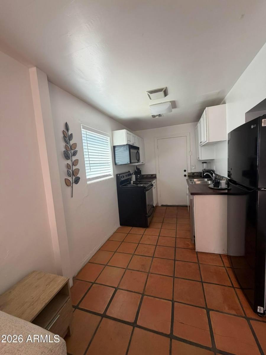 Apartment for rent at 712 W Taylor St, Phoenix, AZ 85007