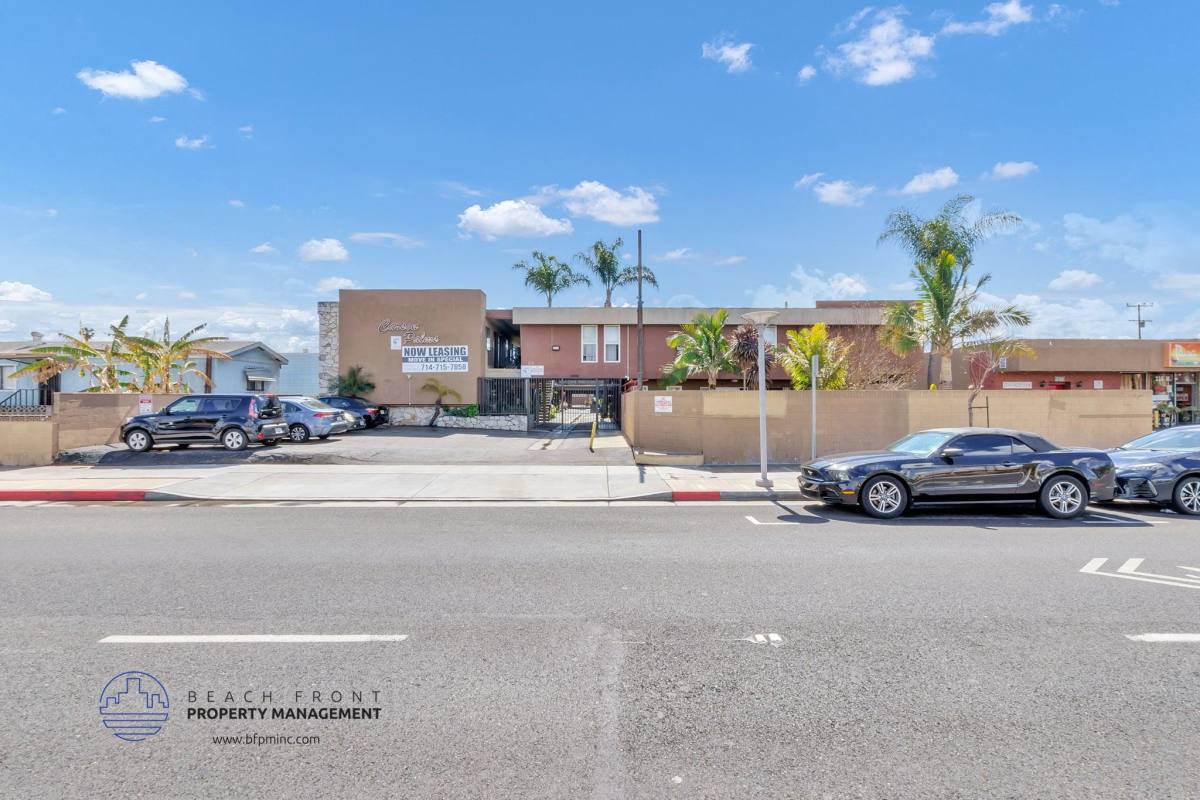 Apartment for rent at 228 W Carson St, Carson, CA 90745