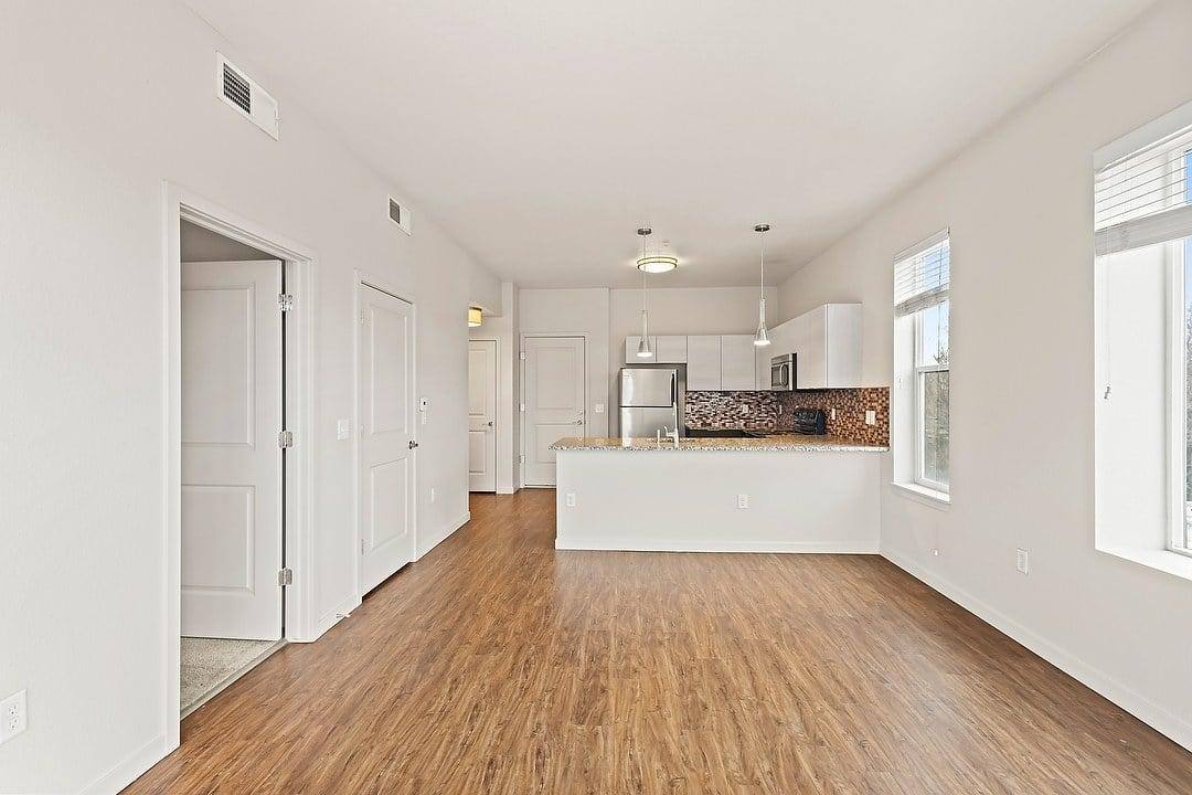 Apartment for rent at 1691 N Franklin St, Denver, CO 80218