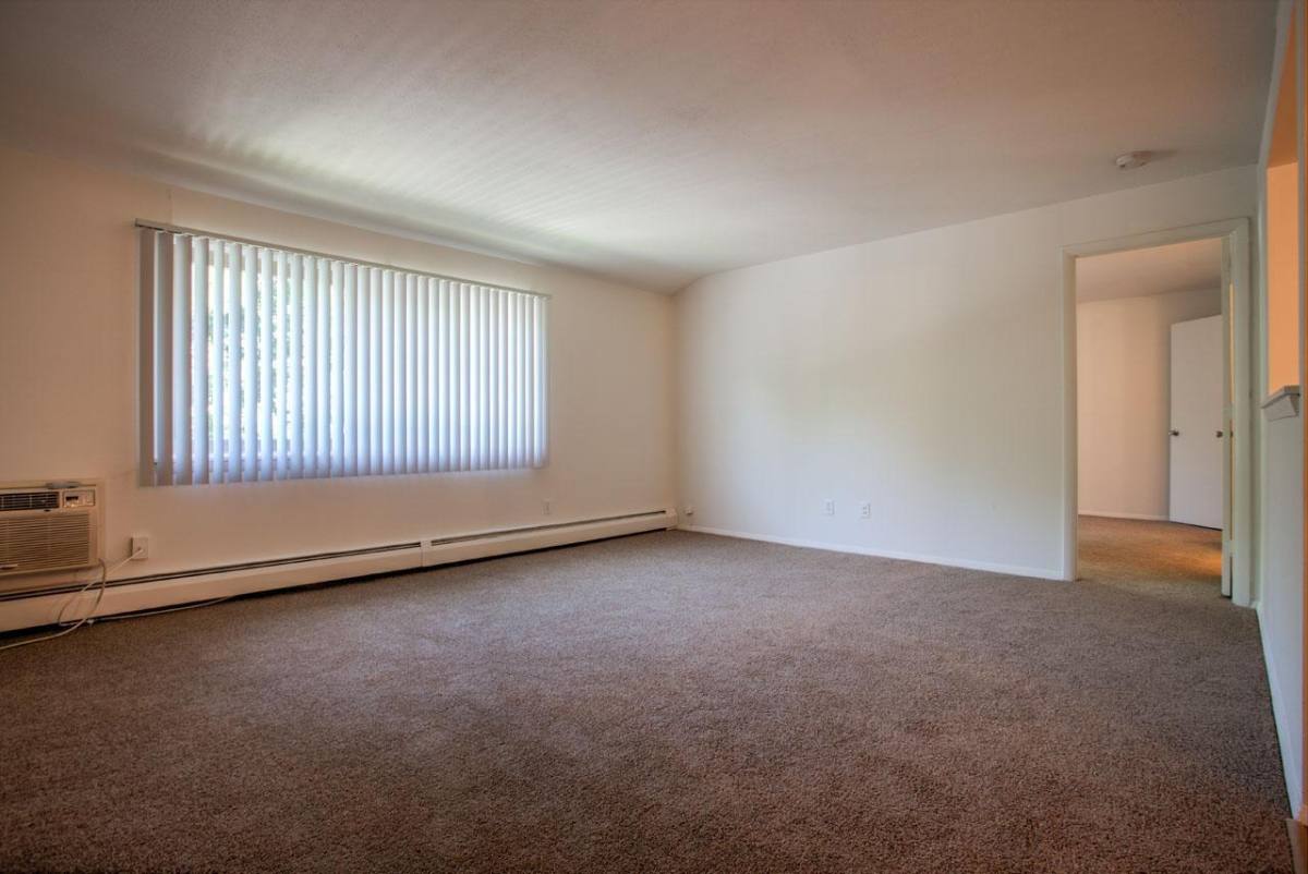 Apartment for rent at Western Hills Apartment Homes, 5 Western Hills Lane, Cranston, RI 02921